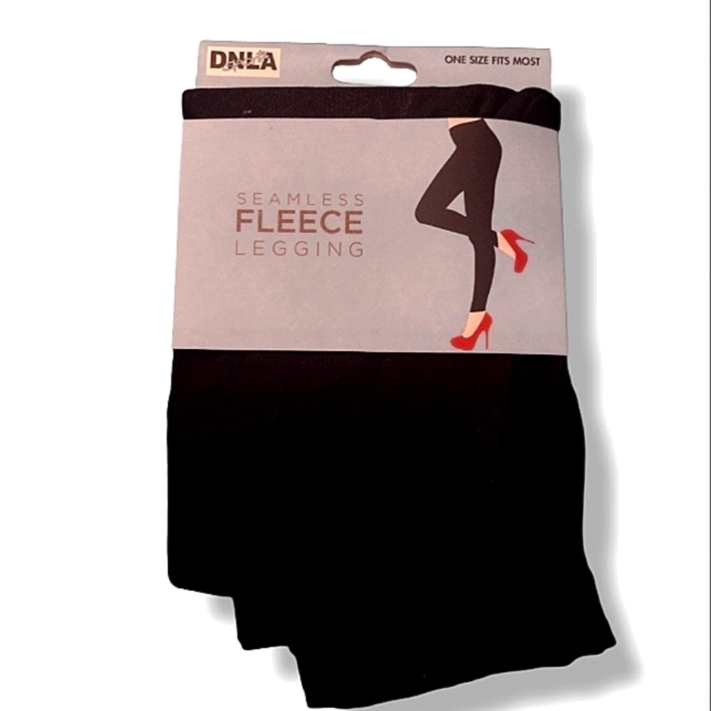 NWT DNLA Sport Women's Black Seamless Fleece Leggings